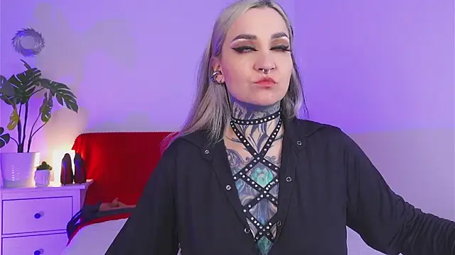 Snapshot of SindelDark chatting on October 2, 2025, 1:25 pm SindelDark online show from October 2, 2025, 1:25 pm