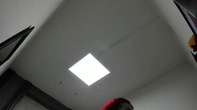 selene red  online show from March 6, 2026, 12:27 am