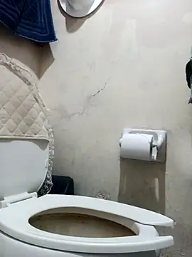 Snapshot of BigRastaFire chatting on October 22, 2025, 7:19 am BigRastaFire online show from October 22, 2025, 7:19 am