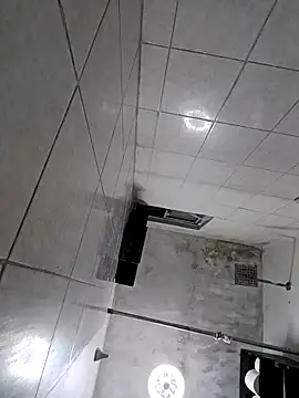 Snapshot of Riatatuil chatting on October 28, 2025, 10:09 pm Riatatuil online show from October 28, 2025, 10:09 pm