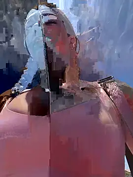 18petitewhitegirl online show from May 27, 2026, 7:32 pm