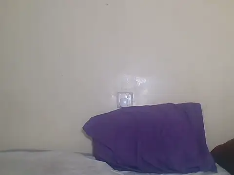 Snapshot of African_Bigjuicyass chatting on September 27, 2025, 7:09 pm African Bigjuicyass online show from September 27, 2025, 7:09 pm