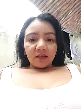 room 24funn online show from February 6, 2025, 2:37 pm