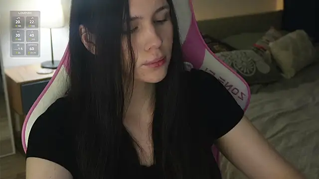 jennetdoll online show from February 20, 2025, 4:47 pm