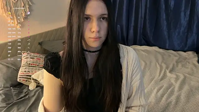 jennetdoll online show from December 8, 2024, 2:30 pm