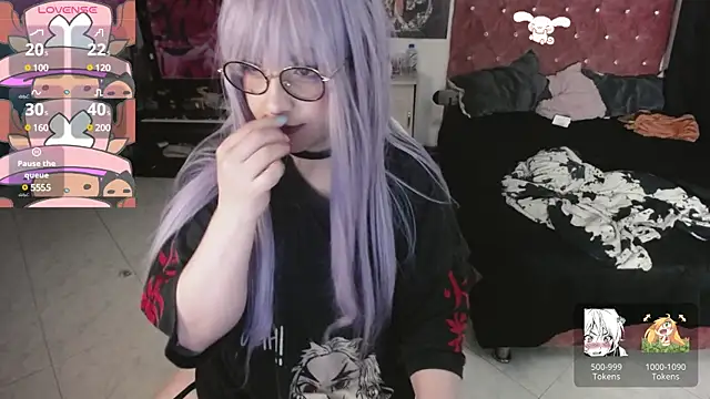 Avril2001 online show from December 16, 2024, 1:31 am