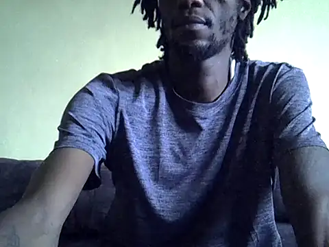 Snapshot of Delicious-D chatting on February 16, 2026, 7:40 am Delicious-D online show from February 16, 2026, 7:40 am