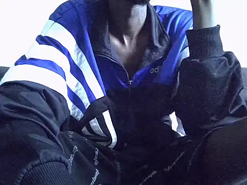 Snapshot of Delicious-D chatting on November 1, 2025, 6:41 am Delicious-D online show from November 1, 2025, 6:41 am