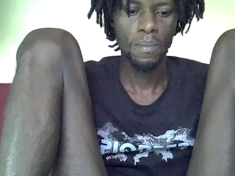 Snapshot of Delicious-D chatting on December 19, 2025, 8:38 am Delicious-D online show from December 19, 2025, 8:38 am