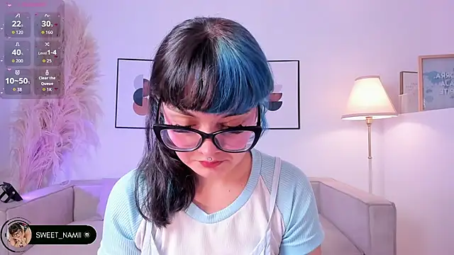 Sweet Namii online show from December 17, 2025, 5:40 pm