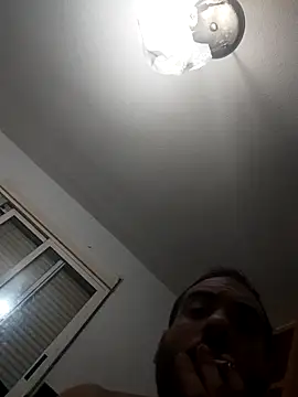 skrigul12 online show from December 1, 2025, 2:45 am