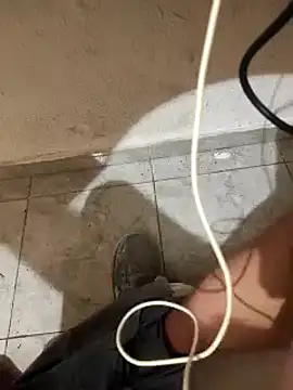 skrigul12 online show from December 5, 2024, 7:00 pm