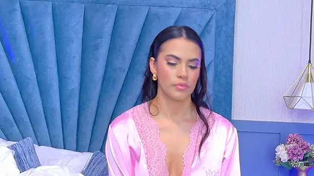 Camille Torres online show from February 12, 2025, 1:48 pm