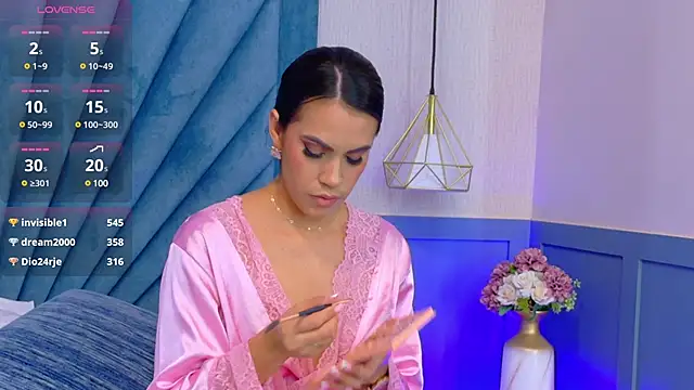 Camille Torres online show from February 6, 2025, 7:40 pm