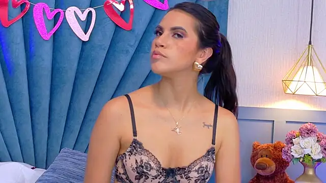 Camille Torres online show from February 19, 2025, 7:37 pm