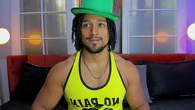 Snapshot of MikeEstevess chatting on March 16, 2025, 4:20 am MikeEstevess online show from March 16, 2025, 4:20 am