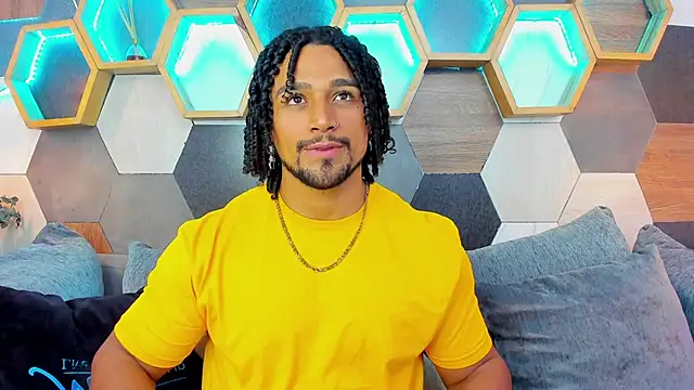 Snapshot of MikeEstevess chatting on March 2, 2025, 1:58 am MikeEstevess online show from March 2, 2025, 1:58 am