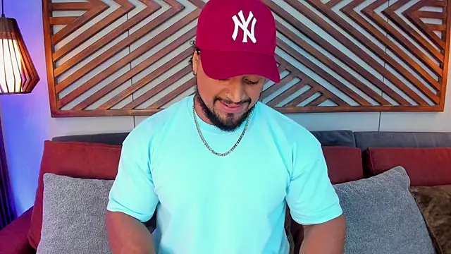 MikeEstevess online show from July 5, 2026, 6:53 am