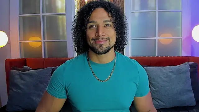 Snapshot of MikeEstevess chatting on March 18, 2025, 4:29 am MikeEstevess online show from March 18, 2025, 4:29 am
