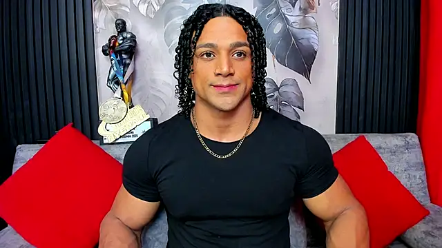 MikeEstevess online show from October 8, 2025, 1:45 pm