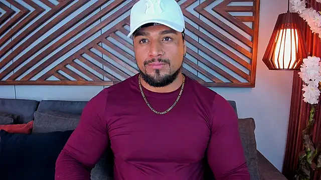 MikeEstevess online show from April 10, 2026, 7:32 pm