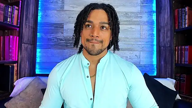 Snapshot of MikeEstevess chatting on January 25, 2025, 11:43 pm MikeEstevess online show from January 25, 2025, 11:43 pm