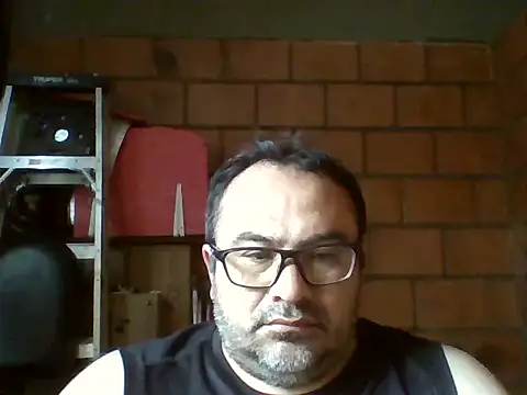 Snapshot of noniro80 chatting on October 1, 2025, 8:13 pm noniro80 online show from October 1, 2025, 8:13 pm