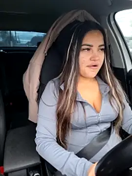 stacy stoone online show from November 19, 2025, 7:08 am