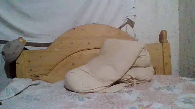 demo2004 online show from October 2, 2025, 11:30 pm