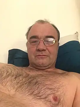 Lauris357 online show from February 14, 2025, 8:37 pm