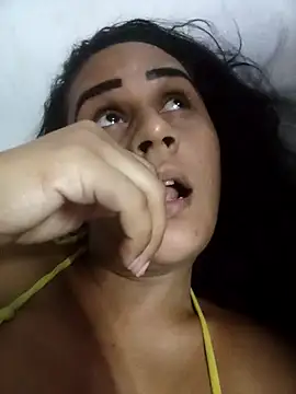 Snapshot of Andreita_95 chatting on November 28, 2025, 10:10 pm Andreita 95 online show from November 28, 2025, 10:10 pm