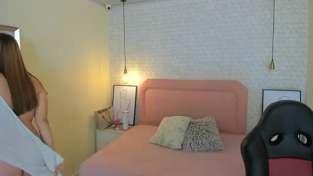 Snapshot of Kittytimberlake chatting on September 30, 2025, 12:11 pm Kittytimberlake online show from September 30, 2025, 12:11 pm