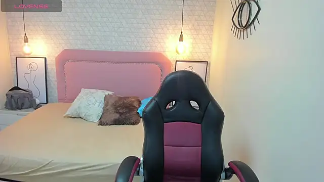 Snapshot of Kittytimberlake chatting on October 30, 2025, 12:14 pm Kittytimberlake online show from October 30, 2025, 12:14 pm