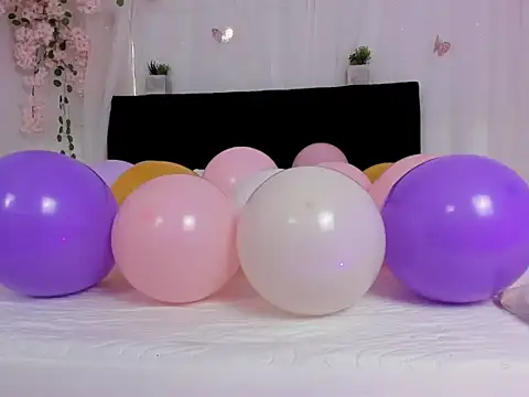 aihnoa split online show from October 24, 2025, 12:59 pm