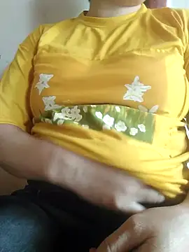 Snapshot of Soul_Ana chatting on November 3, 2025, 8:07 am Soul Ana online show from November 3, 2025, 8:07 am