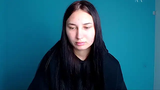 Jennifer Blum online show from October 9, 2025, 3:51 am