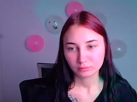 Jennifer Blum online show from February 16, 2025, 9:15 am