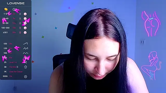 Jennifer Blum online show from September 22, 2025, 5:13 am