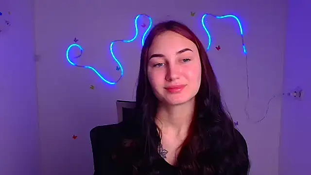 Jennifer Blum online show from March 7, 2025, 6:02 am