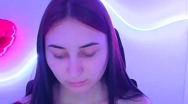 Jennifer Blum online show from February 26, 2025, 12:30 am