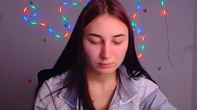 Jennifer Blum online show from March 4, 2025, 4:30 pm