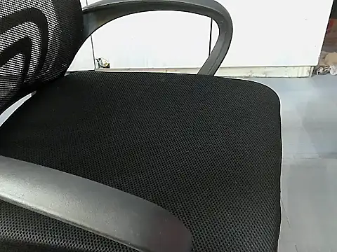 Snapshot of Destiny_Desire chatting on October 19, 2025, 9:12 am Destiny Desire online show from October 19, 2025, 9:12 am