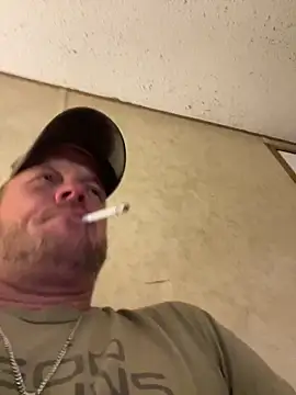 Snapshot of curvedcock8666 chatting on November 17, 2025, 1:20 am curvedcock8666 online show from November 17, 2025, 1:20 am