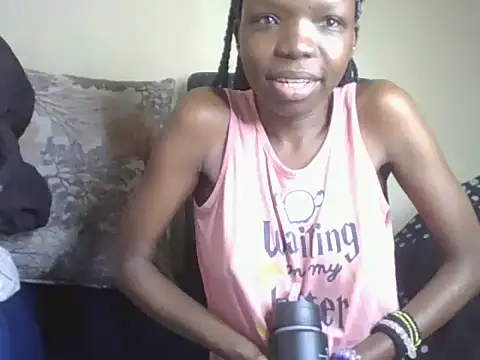 Baddie Floxxy online show from June 17, 2026, 2:44 am