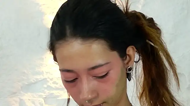 zorravioletta1 online show from November 16, 2025, 12:32 pm