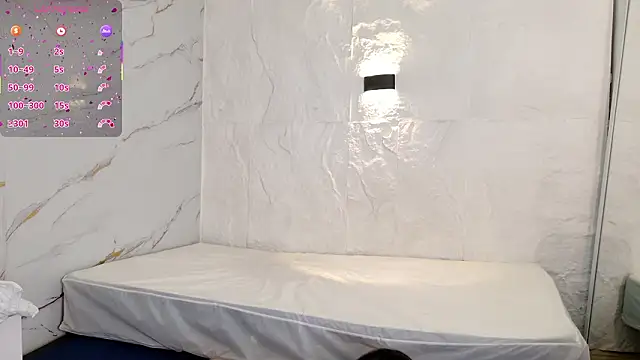 Snapshot of zorravioletta1 chatting on February 3, 2026, 11:59 am zorravioletta1 online show from February 3, 2026, 11:59 am