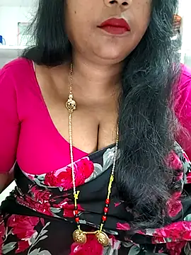 Snapshot of Swapna_143 chatting on October 31, 2025, 2:52 am Swapna 143 online show from October 31, 2025, 2:52 am
