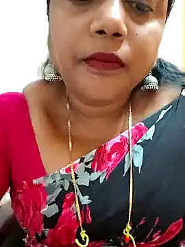 Snapshot of Swapna_143 chatting on December 26, 2024, 2:55 am Swapna 143 online show from December 26, 2024, 2:55 am