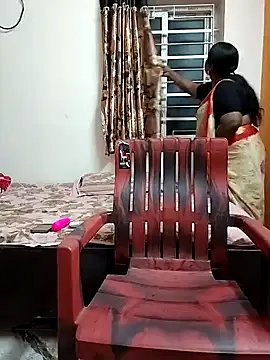 Snapshot of Swapna_143 chatting on December 30, 2024, 4:51 pm Swapna 143 online show from December 30, 2024, 4:51 pm