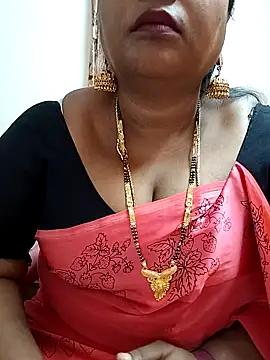 Snapshot of Swapna_143 chatting on February 5, 2025, 2:40 am Swapna 143 online show from February 5, 2025, 2:40 am